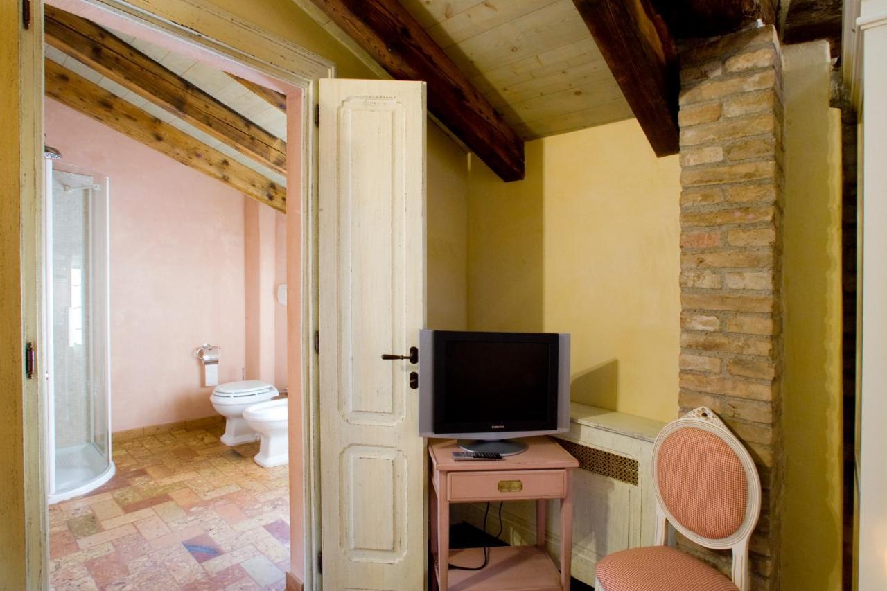 Hospitale I Mori Bed and Breakfast Asola Εξωτερικό φωτογραφία